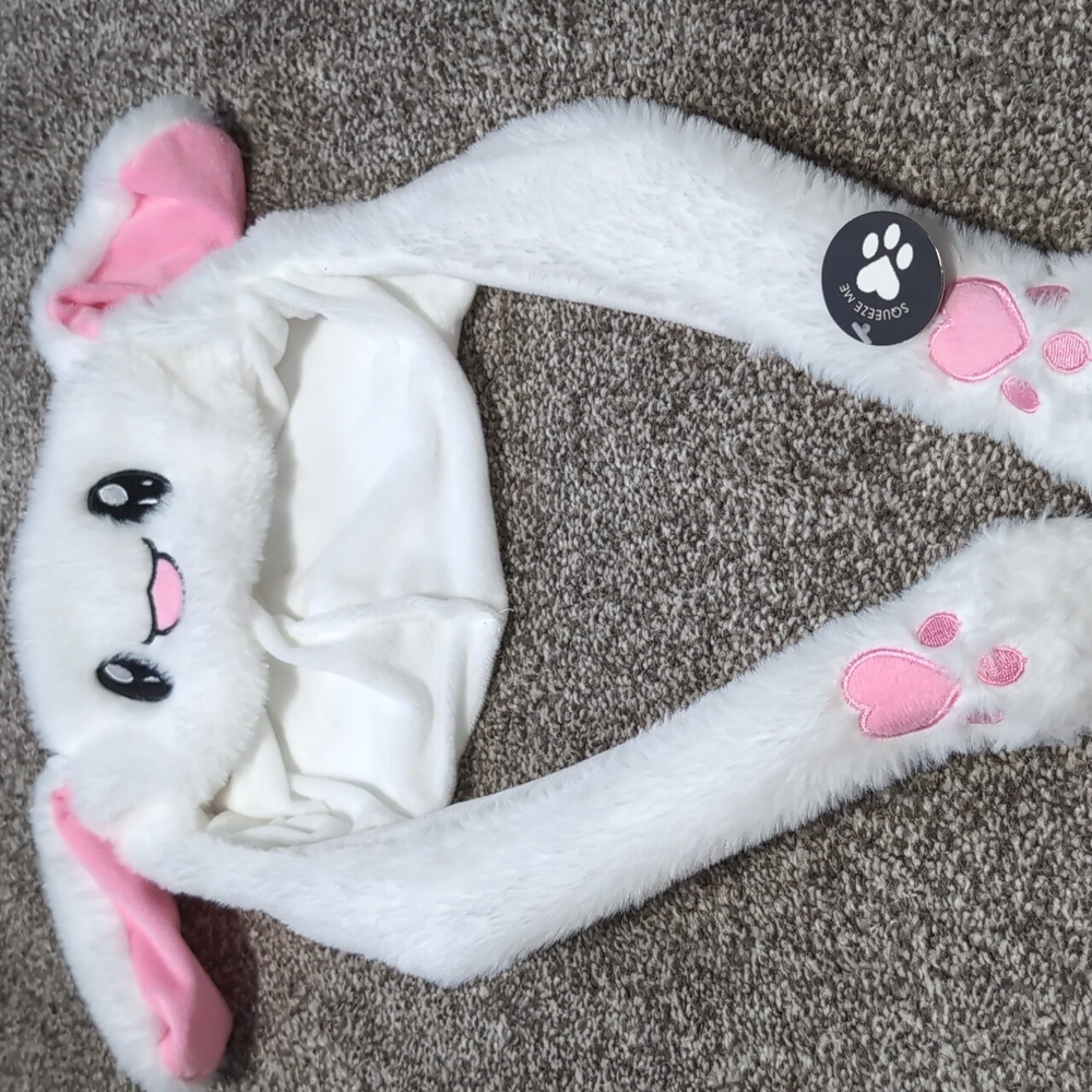 [NWT] Bunny flappy ears beanie hat